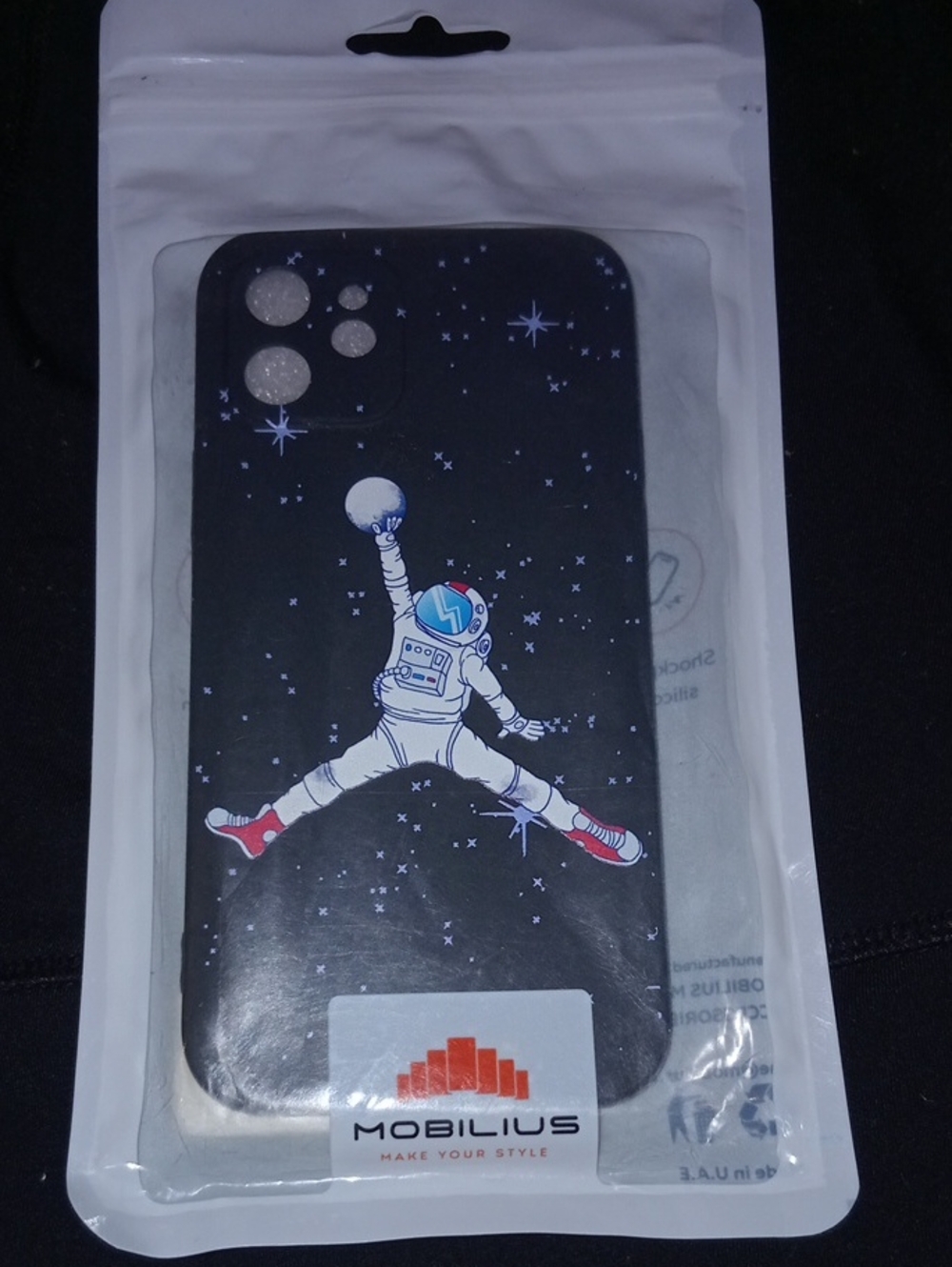 Iphone 11 Pro Max Black Astronaut Graphic Phone Case - Black